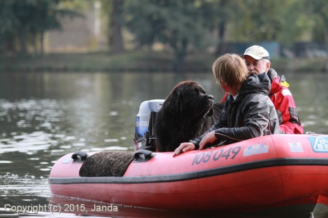 Zamykání vody 2015