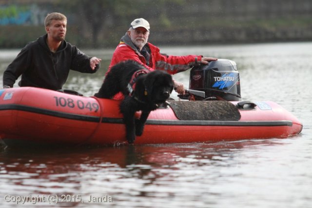 Zamykání vody 2015